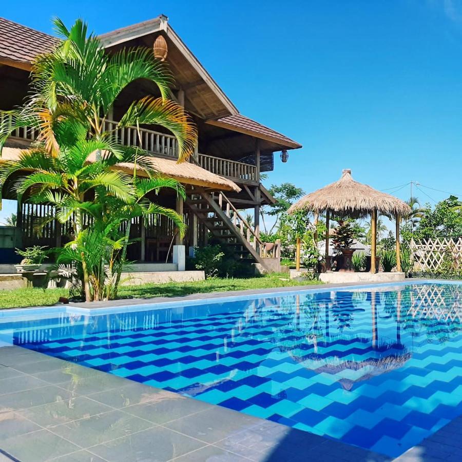 Peraja Bungalows Loyok Sangyang Buitenkant foto